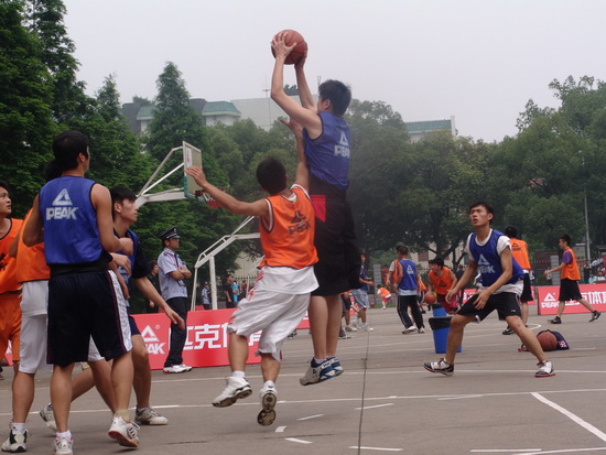 现多维