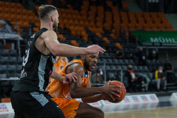 让管理层在 让管理层在