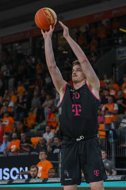 浙江队与上 浙江队与上