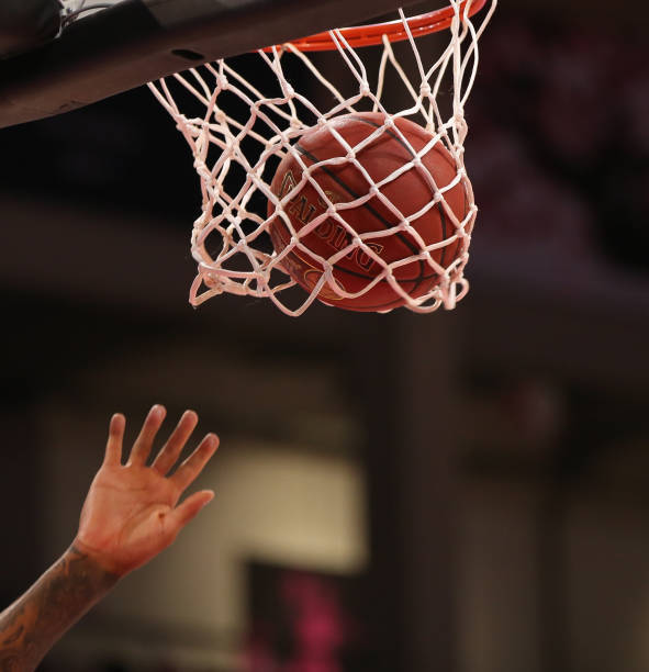 悬念仍在继 悬念仍在继