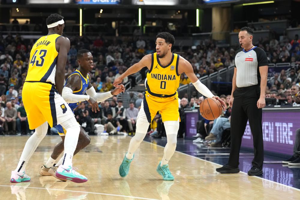 在高强度碰 在高强度碰