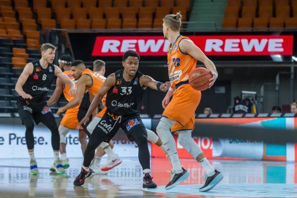 罗克租借加 罗克租借加